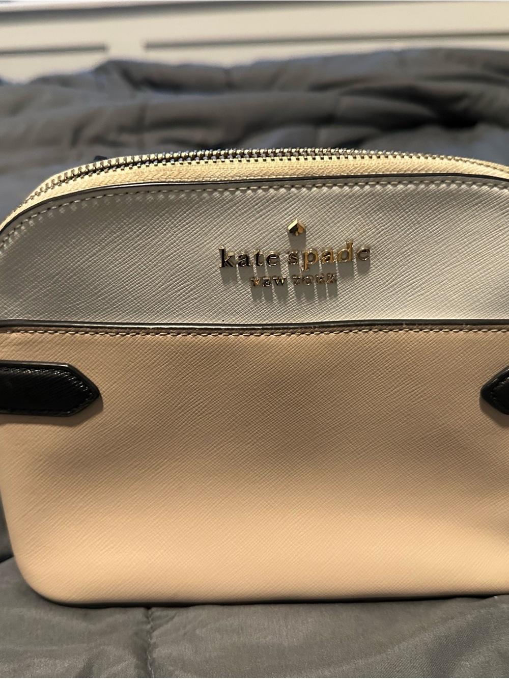 Kate Spade Staci Colorblock Dome Crossbody bag in Warm Beige